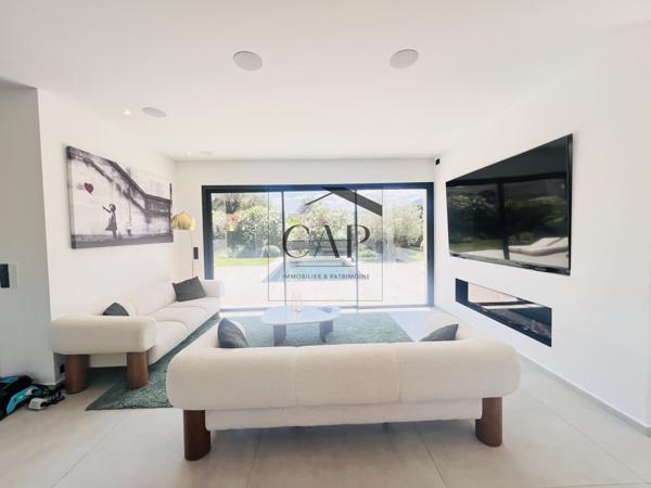 Lecci (20137) Villa d'architecte moderne meublée jardin & piscine pour RP ou investissement