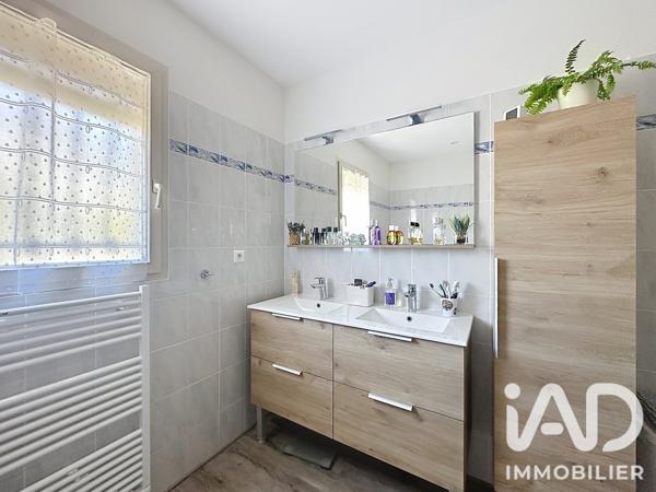 Maison à vendre 7 pièces 144 m² Aiffres