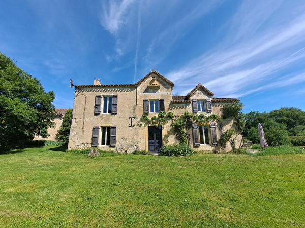 Propriété de Charme avec Lac, Dépendances et Maison d’Amis au Cœur du Gers