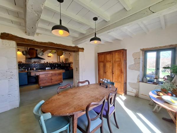 Propriété de Charme avec Lac, Dépendances et Maison d’Amis au Cœur du Gers