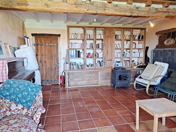 Propriété de Charme avec Lac, Dépendances et Maison d’Amis au Cœur du Gers