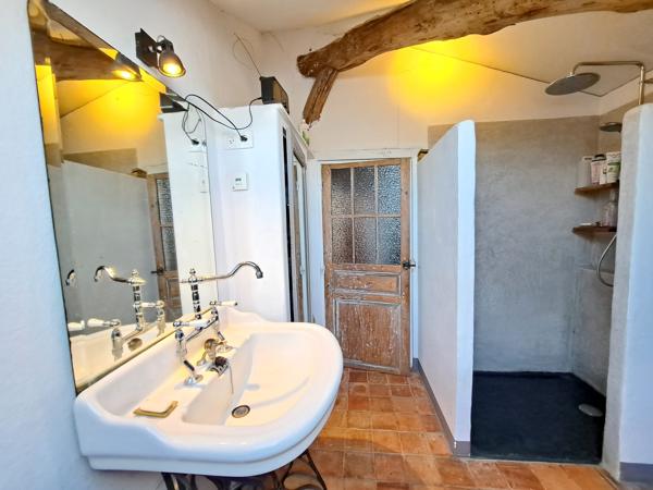 Propriété de Charme avec Lac, Dépendances et Maison d’Amis au Cœur du Gers