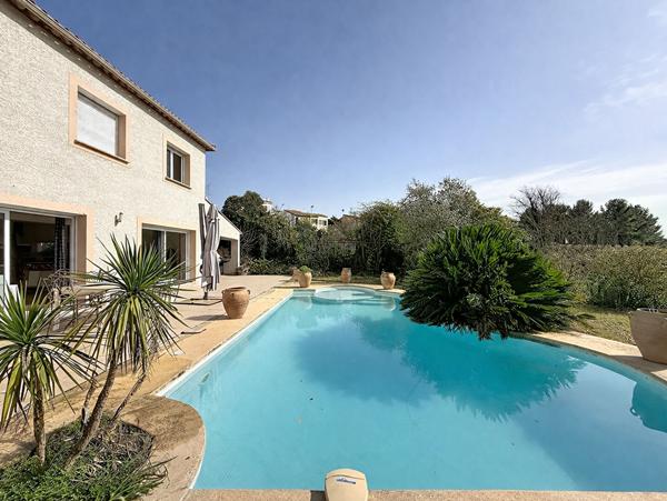 A VENDRE MAISON AU CALME SOLLIES-PONT