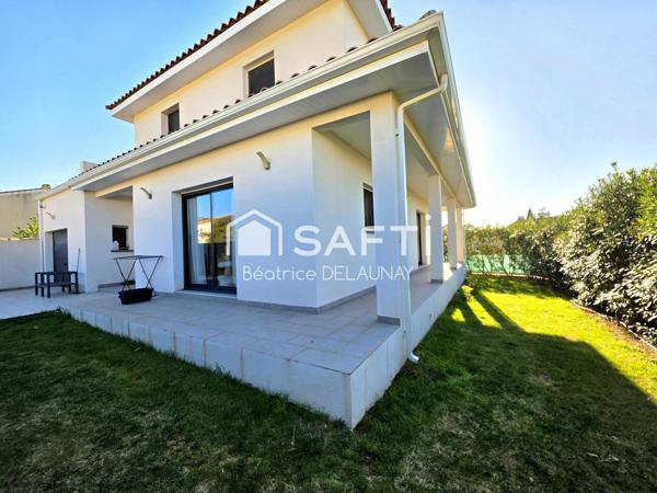 MAISON CONTEMPORAINE, 5 CHAMBRES ET 3 SALLES D'EAU