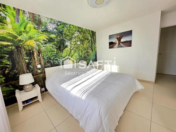 MAISON CONTEMPORAINE, 5 CHAMBRES ET 3 SALLES D'EAU