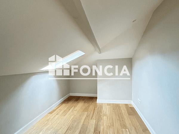 Location Appartement 3 pièces 38.98 m² - 11 RUE DU TEMPLE Limoges 87000