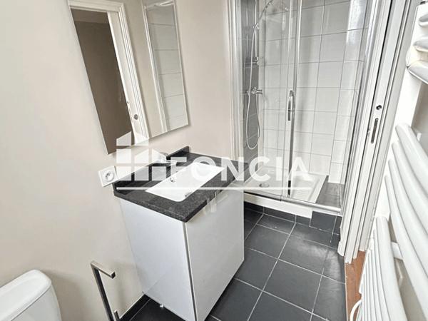 Location Appartement 3 pièces 38.98 m² - 11 RUE DU TEMPLE Limoges 87000