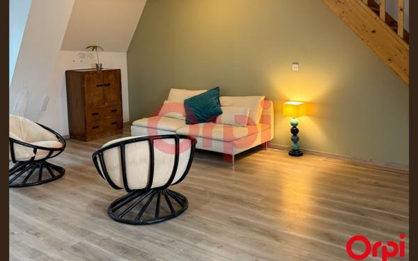 Appartement à louer    2 pièces • 55 m2 La Roche-Guyon