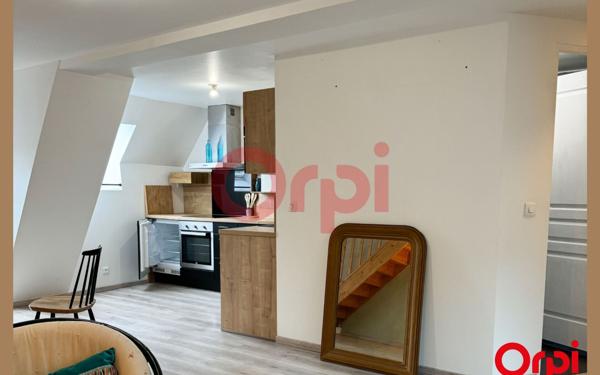 Appartement à louer    2 pièces • 55 m2 La Roche-Guyon