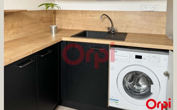 Appartement à louer    2 pièces • 55 m2 La Roche-Guyon