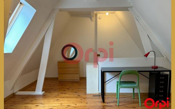 Appartement à louer    2 pièces • 55 m2 La Roche-Guyon