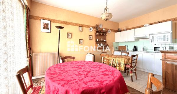 À vendre Studio 55 m² - Cholet 49300