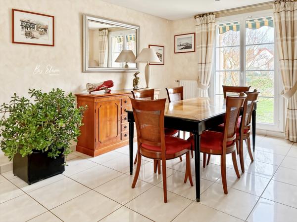 VILLA KAUFMAN & BROAD — RENTILLY - ÉLÉGANCE AU CALME, NATURE & LUMIÈRE - TRIPLE EXPOSITION - SEMI-PLEIN-PIED - DEUX SUITES ET DEUX CHAMBRES AU RDC - GRAND JARDIN SANS VIS-À-VIS - GARAGE DOUBLE