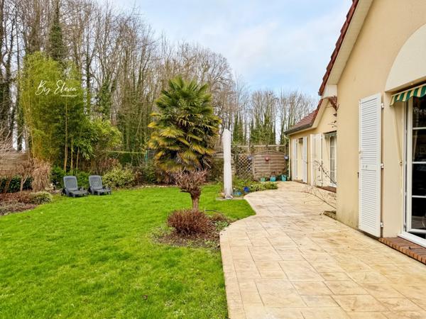 VILLA KAUFMAN & BROAD — RENTILLY - ÉLÉGANCE AU CALME, NATURE & LUMIÈRE - TRIPLE EXPOSITION - SEMI-PLEIN-PIED - DEUX SUITES ET DEUX CHAMBRES AU RDC - GRAND JARDIN SANS VIS-À-VIS - GARAGE DOUBLE