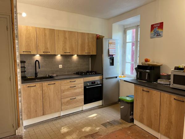 Blesle (43450) Maison à proximité du village de Blesle