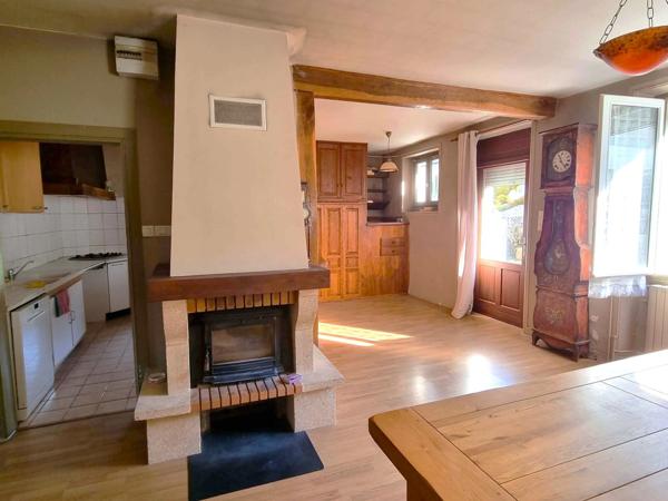 LAGUENNE- maison avec potentiel de 3 logements