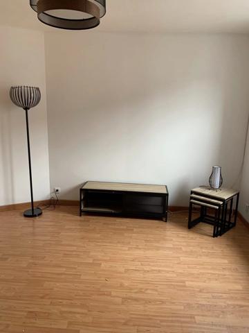 Location Studio 1 pièces 24 m2 à Saint-Quentin