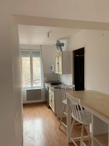 Location Studio 1 pièces 24 m2 à Saint-Quentin