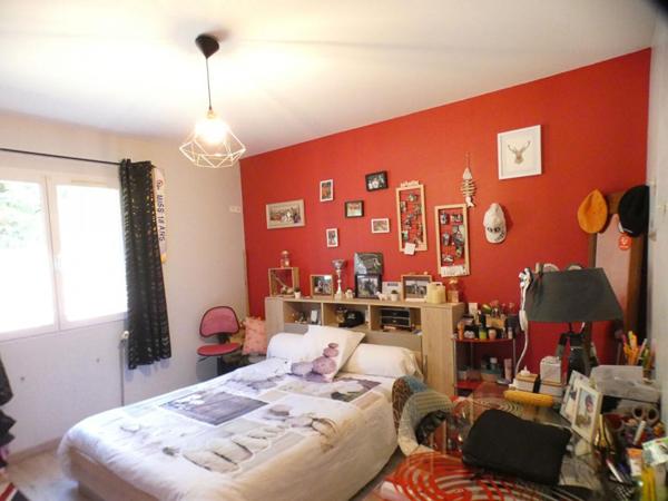 Maison Terrasson Lavilledieu 3 chambres et piscine