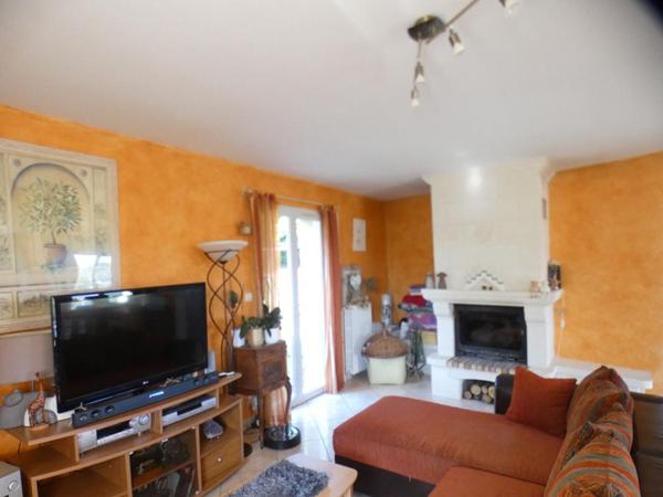 Maison Terrasson Lavilledieu 3 chambres et piscine