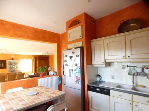 Maison Terrasson Lavilledieu 3 chambres et piscine