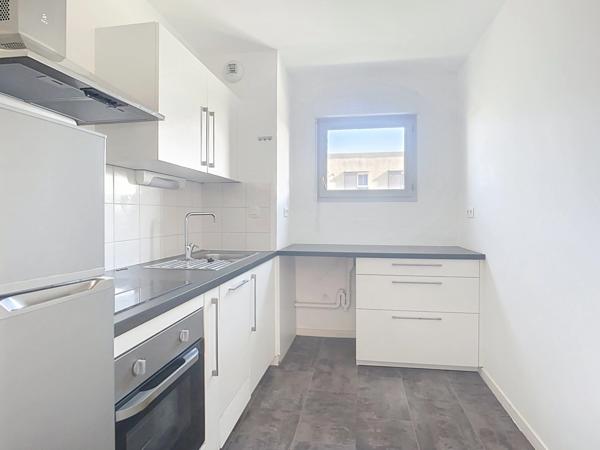 INDRE ET LOIRE, LA MEMBROLLE SUR CHOISILLE? T4 , 3 chambres et un extérieur