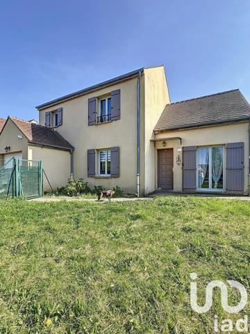 Maison traditionnelle 5 pièces de 116 m² à Maincy (77950)