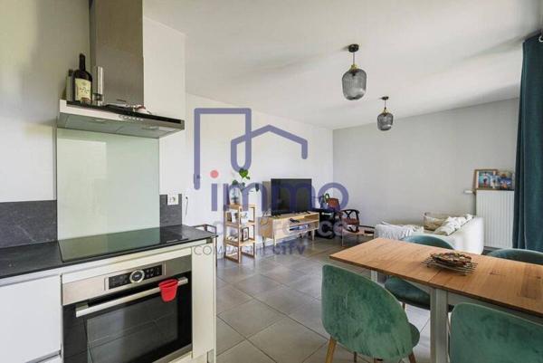 Appartement 3 pièces                                        - 38100 Grenoble Réf : 21682-IMMODEFRANCE69