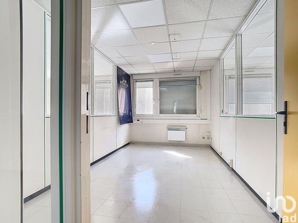 Location bureaux 242 m² Reims