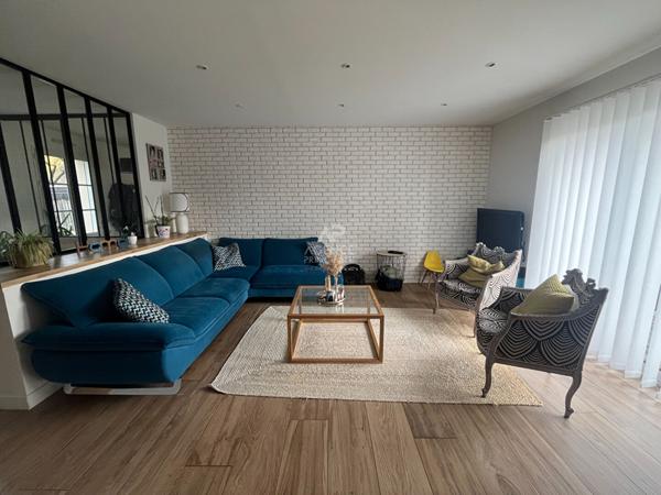 Maison à vendre - L'Hermitage €650 000 ** - Référence 11126