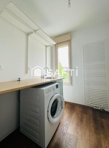 A SOISSONS, PROCHE HYPER CENTRE VILLE,  MAISON DE 165 M2 SUR SON TERRAIN DE 587 M2.