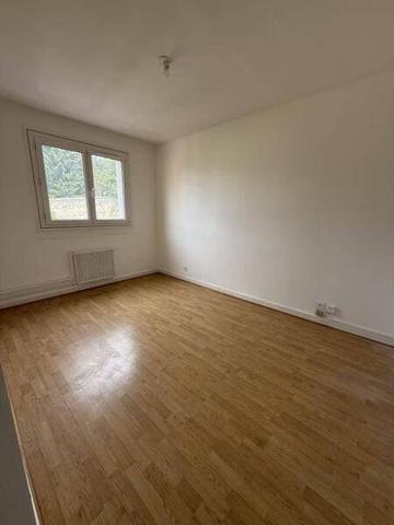 Appartement 4 pièces                                        - 43000 Le Puy-en-Velay Réf : 12323