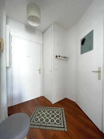 Vente / Studio à Courbevoie (92400)