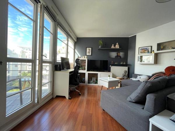 Vente / Studio à Courbevoie (92400)