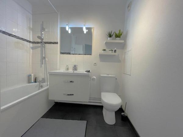 Vente / Studio à Courbevoie (92400)