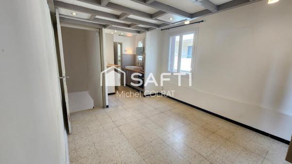 Maison de village atypique + garage – Idéal investisseur