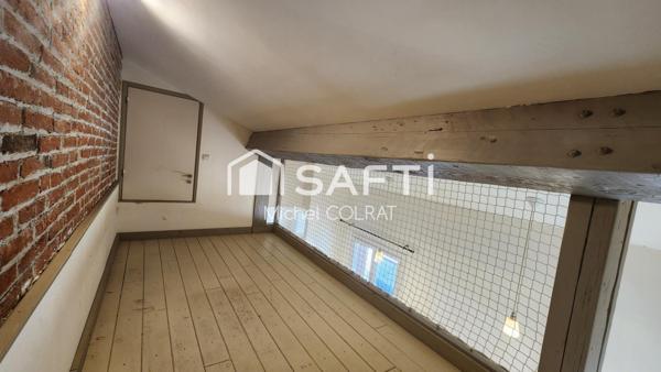 Maison de village atypique + garage – Idéal investisseur