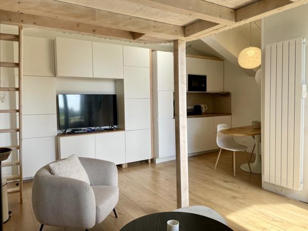Appartement
                                                                                                                                                                                                                                                                                                                        1 pièce(s)                                                                                                                                                                                                                                                                                                                              28  m²