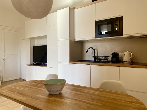 Appartement
                                                                                                                                                                                                                                                                                                                        1 pièce(s)                                                                                                                                                                                                                                                                                                                              28  m²