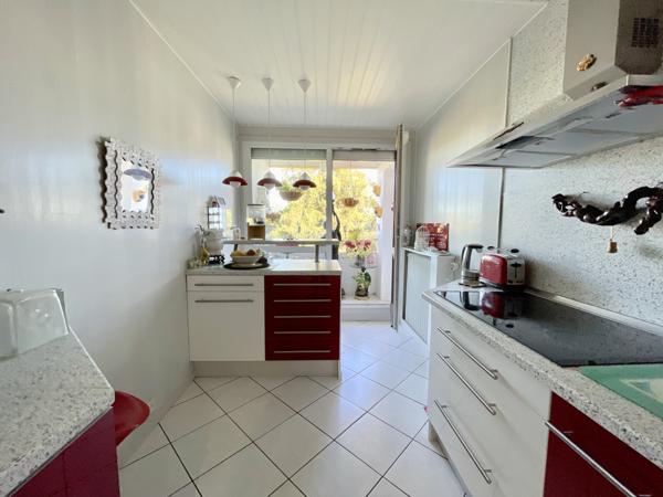 Villebon sur yvette (91140) Grand appartement 4 pièces, dernier étage