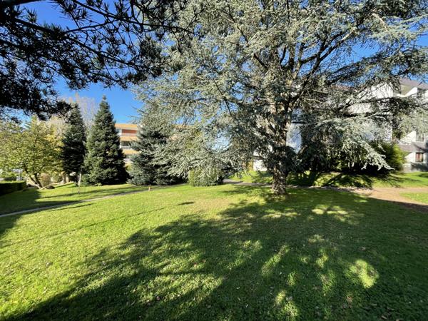 Villebon sur yvette (91140) Grand appartement 4 pièces, dernier étage