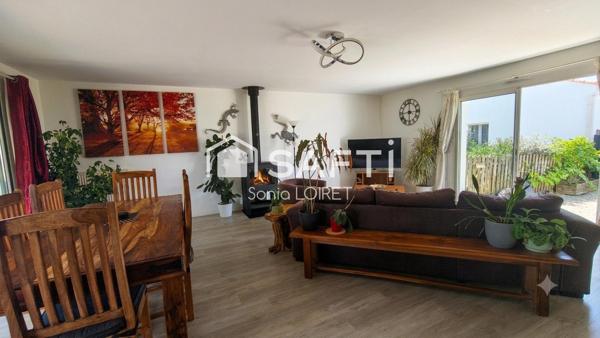 Maison 3 chambres plus un studio