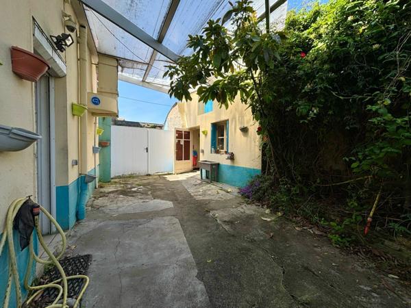 Maison à vendre    4 pièces •  Saint-Colomban