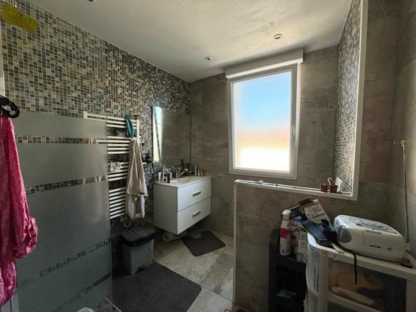 Maison à vendre    4 pièces •  Saint-Colomban