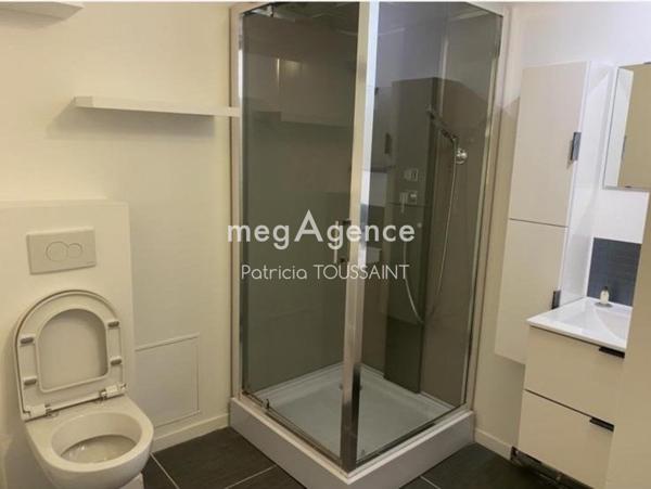 Immeuble à PORTET-SUR-GARONNE, 31120 - 377m²