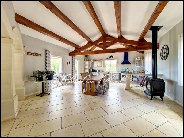 Bien d'exeption - Maison de maçon de 174 m² - Terrain de 2291 m² Garage 100 m²