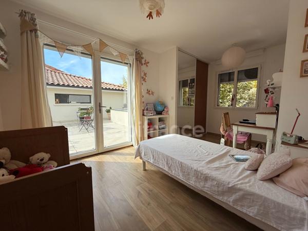 Maison à vendre 7 pièces MIREMONT (31)