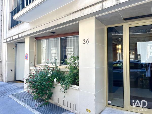 Location parking 10 m² Paris 7