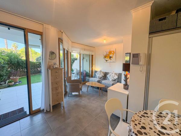 Appartement Studio à vendre  1 pièce - 24,45 m2 CAVALAIRE SUR MER - 83