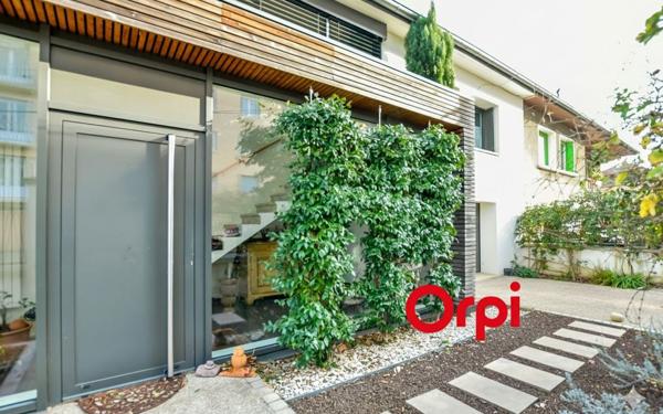 Maison à vendre    6 pièces •  Oullins